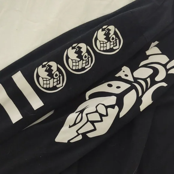 Riot Games Jinx "Bye Bye" Long sleeve Tee - Picture 2 of 4